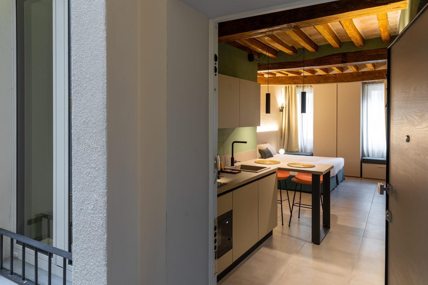 Palais Bernadette Aparthotel Парма Екстериор снимка