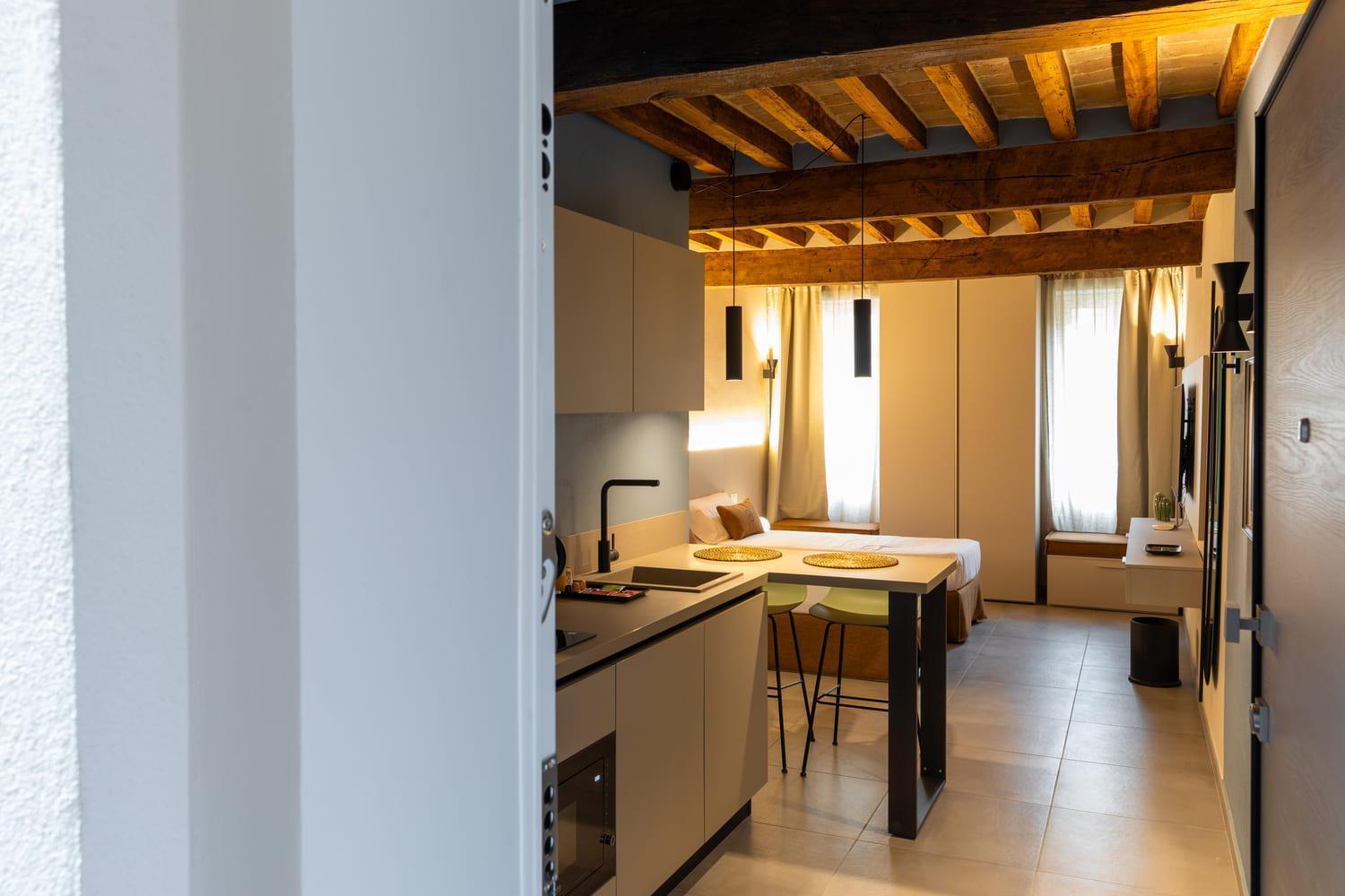 Palais Bernadette Aparthotel Парма Екстериор снимка