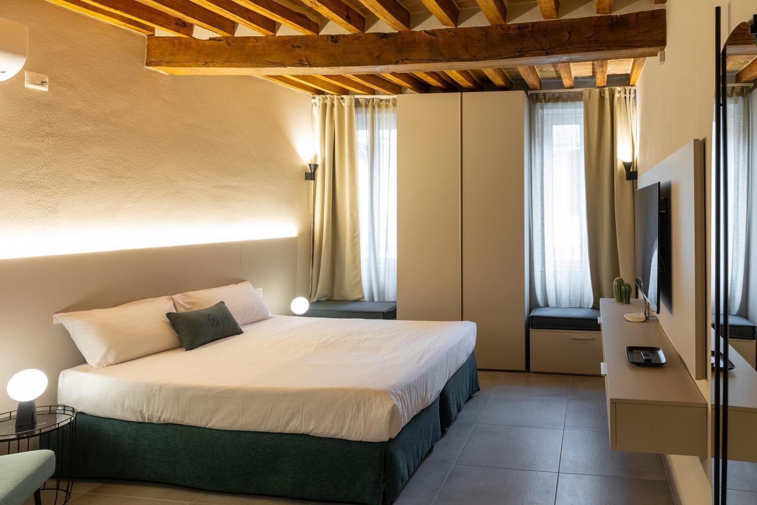 Palais Bernadette Aparthotel Парма Екстериор снимка