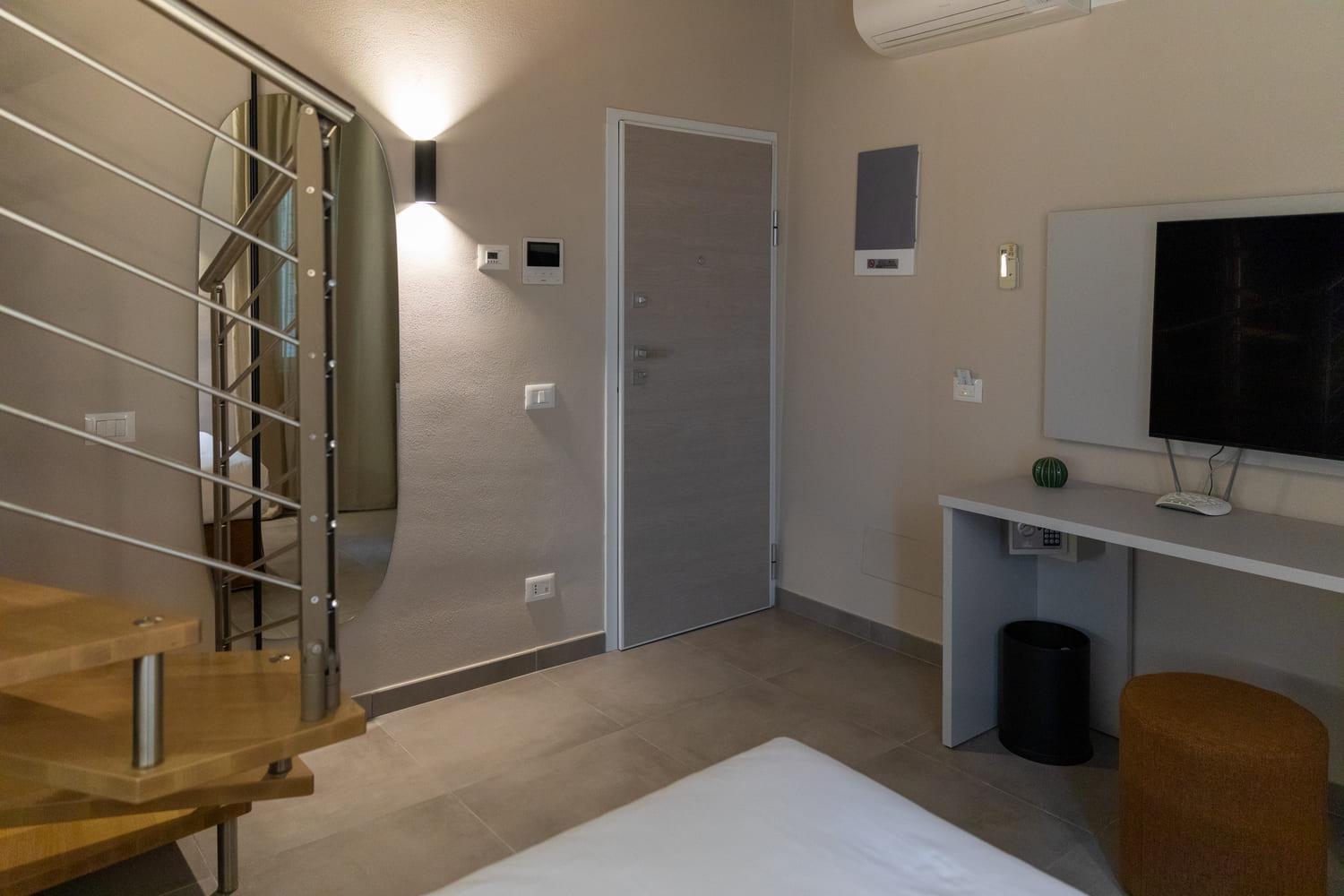 Palais Bernadette Aparthotel Парма Екстериор снимка
